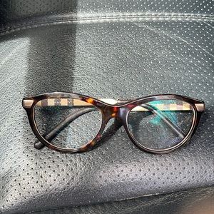 Burberry prescriptions glasses